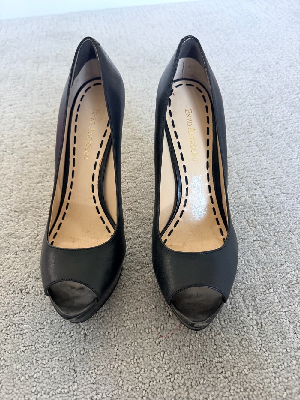 Enzo Angiolini Black Pumps